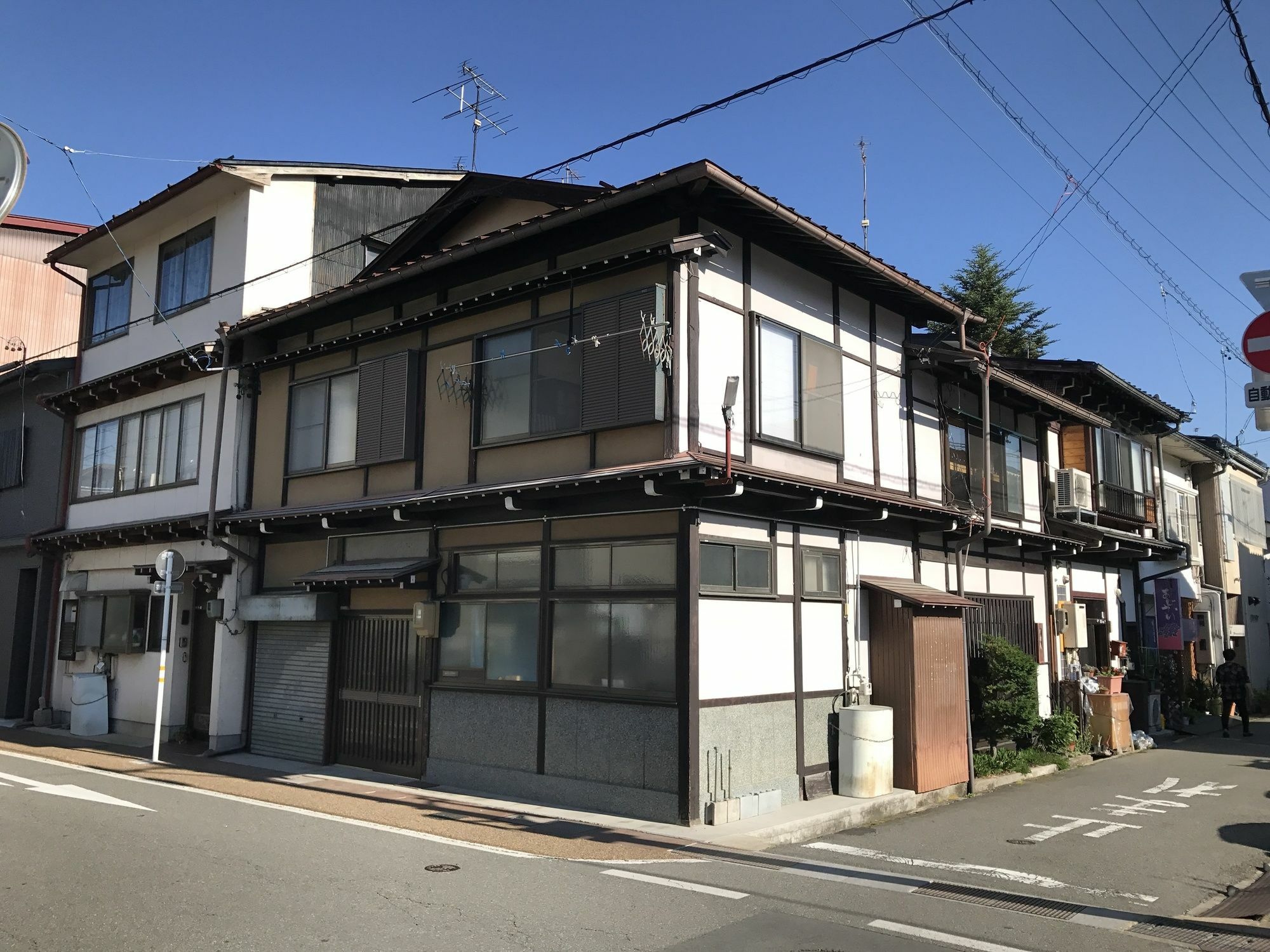 טקיאמה Guesthouse Daruma מראה חיצוני תמונה