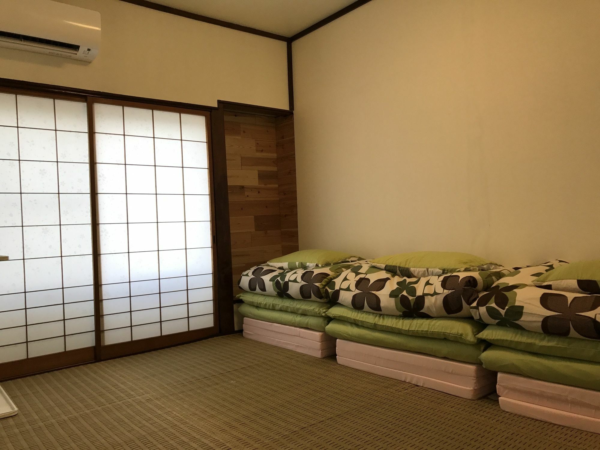 טקיאמה Guesthouse Daruma מראה חיצוני תמונה